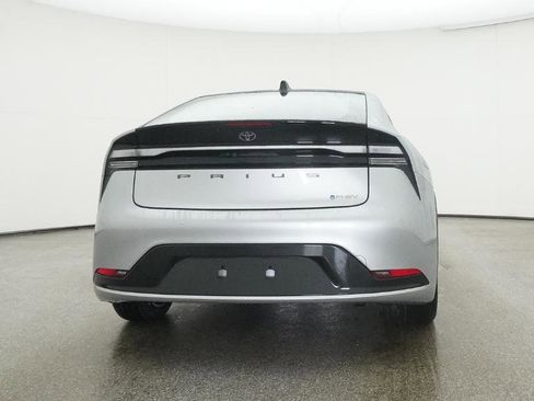 New 2026 Toyota Prius Plug-In Hybrid image 39