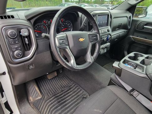 Used 2022 Chevrolet Silverado 1500 LT AWD/4WD image 13