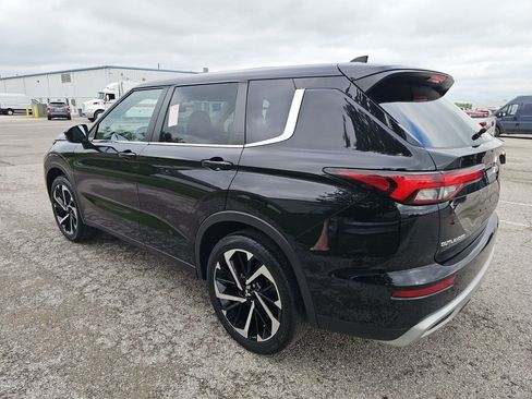 Used 2022 Mitsubishi Outlander SE AWD/4WD image 8