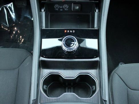 Used 2025 Jeep Grand Cherokee Laredo w/ Luxury Tech Group I image 18