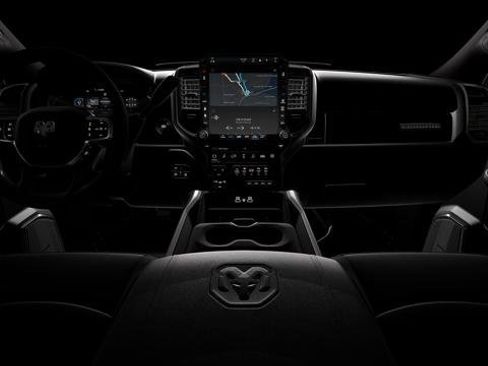 New 2026 RAM 3500 Laramie AWD/4WD image 30
