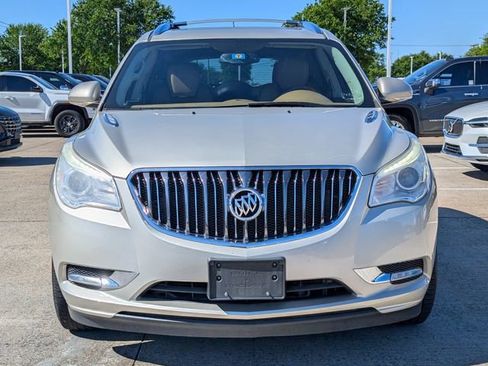 Used 2015 Buick Enclave Leather image 2