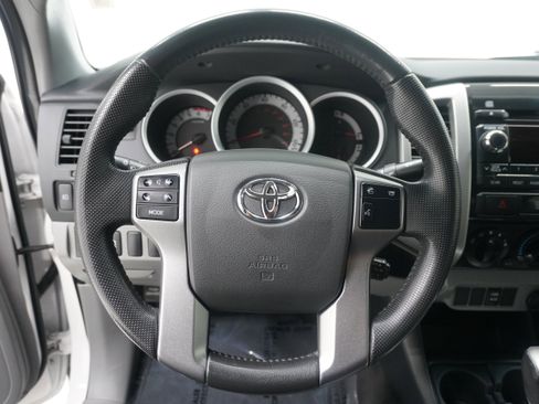 Used 2012 Toyota Tacoma PreRunner w/ SR5 Pkg RWD image 15