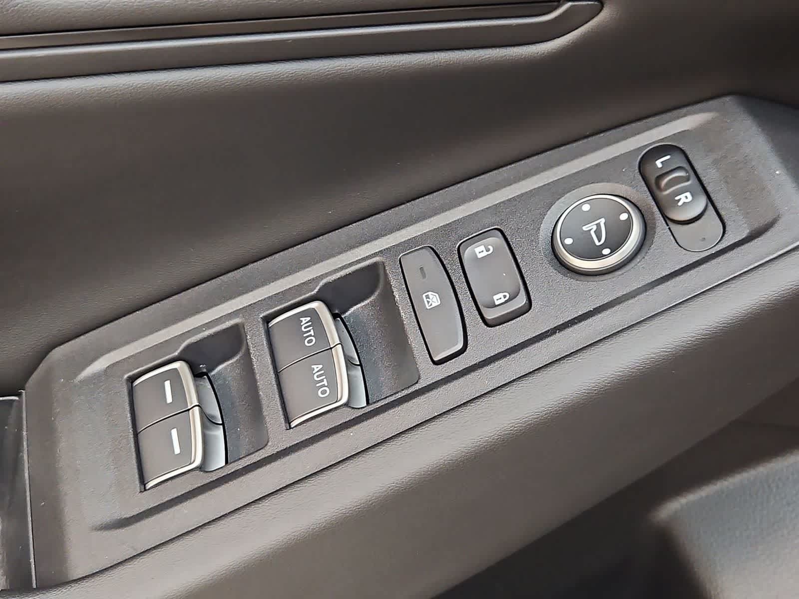 Certified 2025 Honda Accord SE image 17