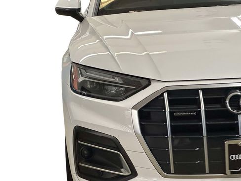 Used 2023 Audi Q5 2.0T Premium Plus w/ Convenience Package AWD/4WD image 9
