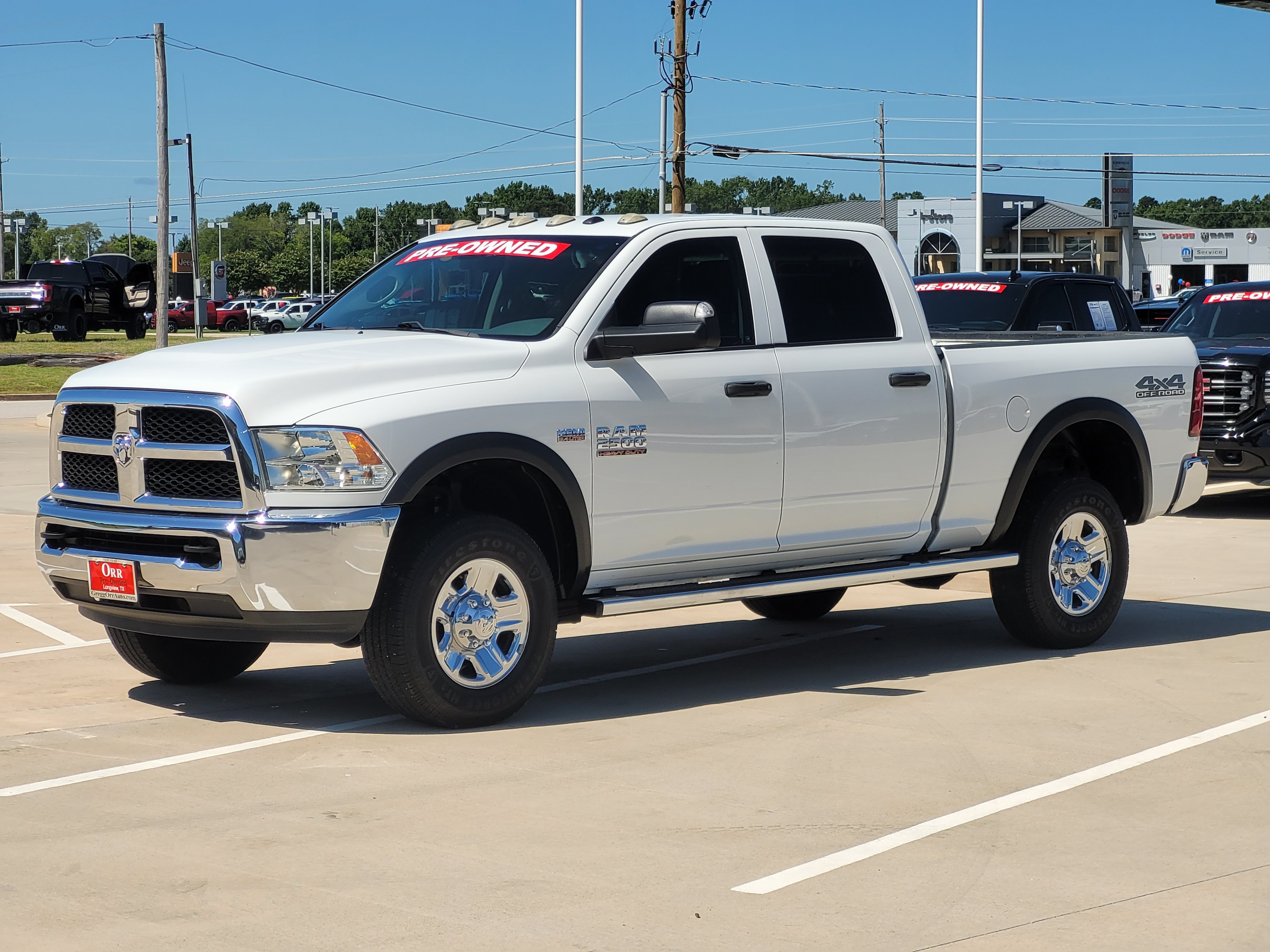Used 2018 RAM 2500 Tradesman w/ Chrome Appearance Group AWD/4WD image 3