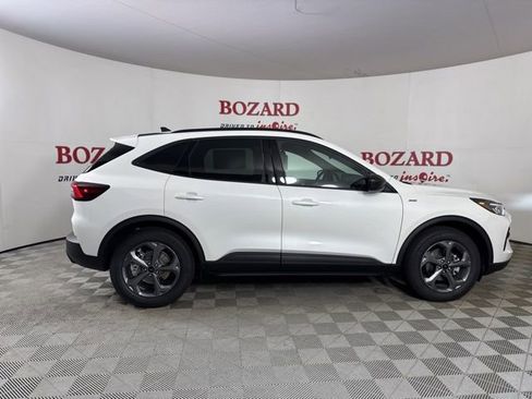 New 2026 Ford Escape ST-Line w/ Tech Pack #1 image 8