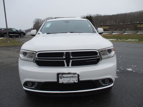 Used 2020 Dodge Durango SXT image 2