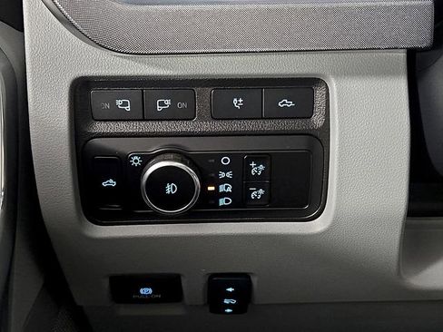 Used 2024 Ford F250 Limited w/ FX4 Off-Road Package image 23