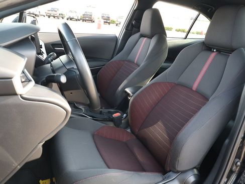 Used 2025 Toyota Corolla SE FWD image 24