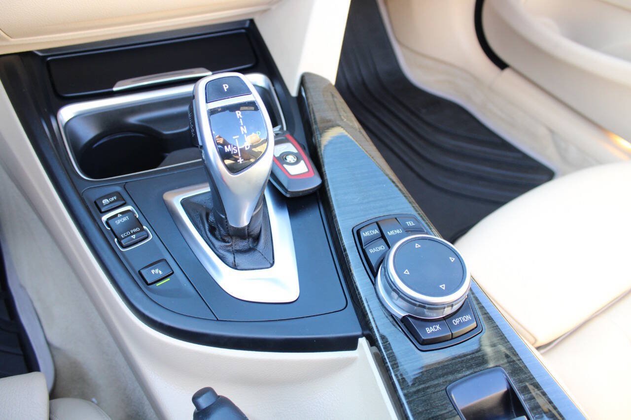 Used 2015 BMW 428i xDrive Convertible w/ Technology Package AWD/4WD image 25