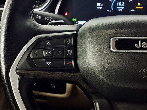 Used 2021 Jeep Grand Cherokee L Limited image 19