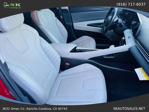 Used 2023 Hyundai Elantra Limited FWD image 28
