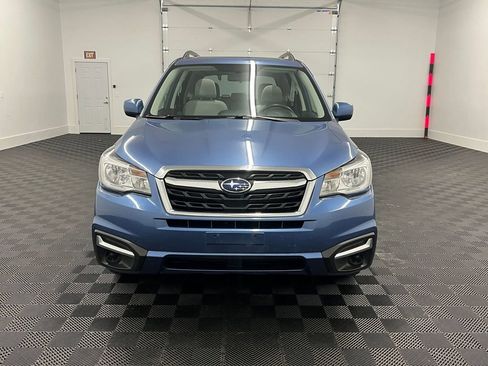 Used 2017 Subaru Forester 2.5i Premium w/ All-Weather Package image 5