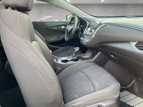Used 2021 Chevrolet Malibu LS FWD image 24