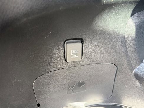 Used 2022 Honda Pilot Special Edition image 9