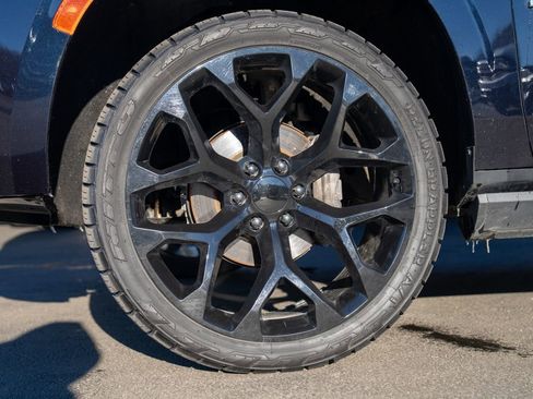 Used 2021 GMC Yukon AT4 w/ AT4 Premium Package image 2