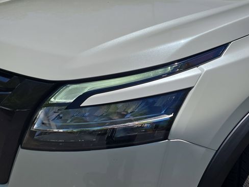 Certified 2023 Nissan Pathfinder SL w/ SL Premium Package FWD image 30