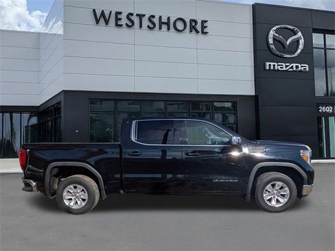 Used 2021 GMC Sierra 1500 SLE image 2