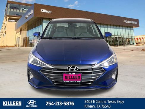 Used 2020 Hyundai Elantra SEL image 2