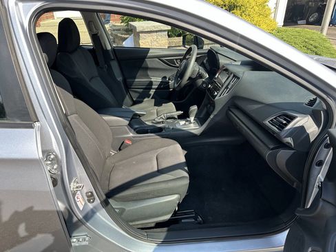 Used 2019 Subaru Impreza 2.0i image 24