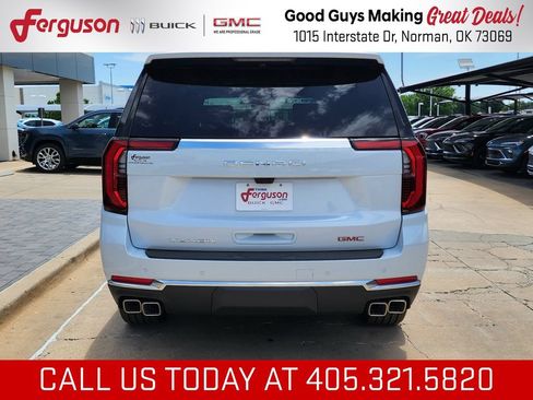 New 2026 GMC Yukon XL Denali w/ Denali Reserve Package AWD/4WD image 4