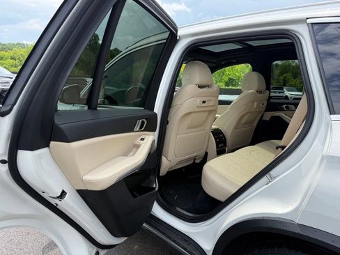 Used 2020 BMW X5 xDrive40i w/ Convenience Package AWD/4WD image 17