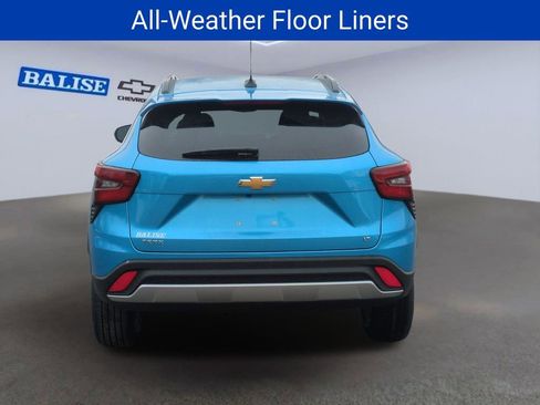 New 2026 Chevrolet Trax LT w/ Driver Confidence Package FWD image 4