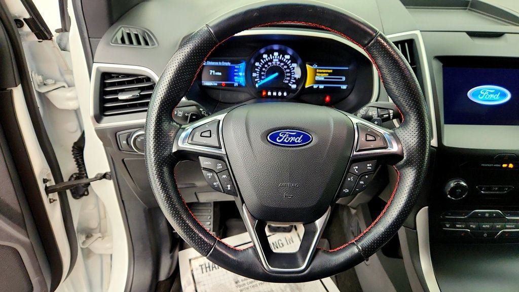Used 2020 Ford Edge ST-Line w/ Cold Weather Package AWD/4WD image 13