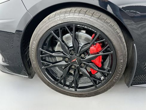 Used 2024 Chevrolet Corvette Stingray Preferred Cpe w/ Battery Protection Package RWD image 31