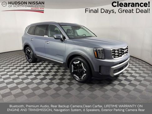 Used 2023 Kia Telluride S AWD/4WD image 1