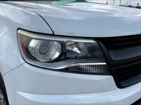 Used 2017 Chevrolet Colorado Z71 image 33