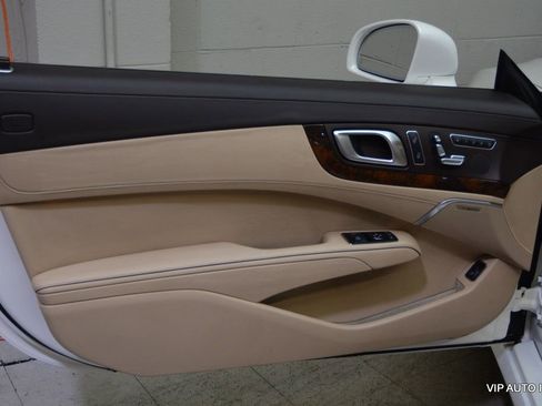 Used 2014 Mercedes-Benz SL 550 image 13