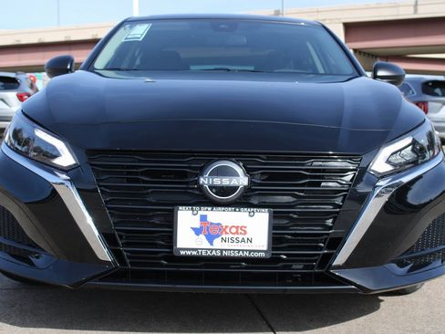 New 2025 Nissan Altima 2.5 S image 3