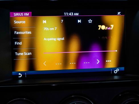 Used 2018 Jaguar F-TYPE Coupe image 22