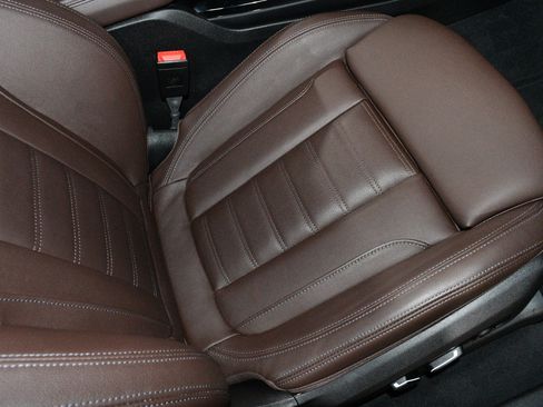 Used 2024 BMW X3 M40i AWD/4WD image 12