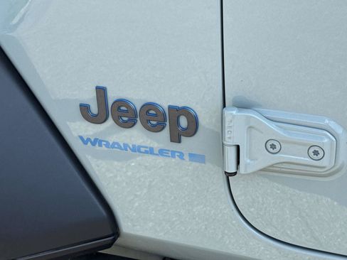 Certified 2024 Jeep Wrangler Unlimited Rubicon 4xe w/ Safety Group AWD/4WD image 16