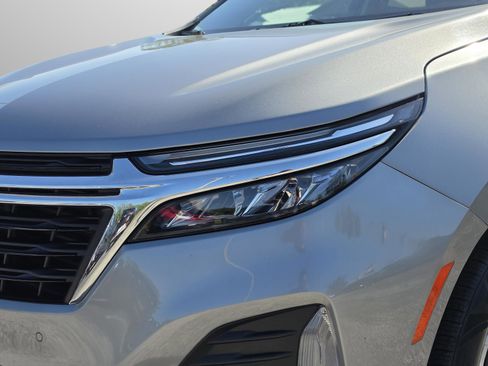 Used 2024 Chevrolet Equinox LT image 37