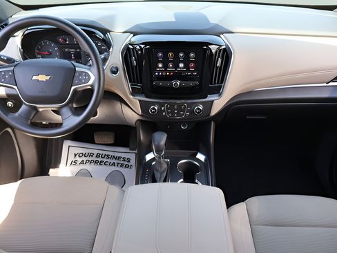 Used 2023 Chevrolet Traverse LS AWD/4WD image 12
