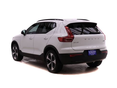 New 2026 Volvo XC40 B5 Core w/ Protection Package Premier image 5