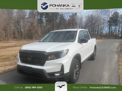 Used 2024 Honda Ridgeline Sport image 1