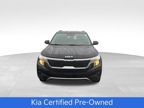 Certified 2023 Kia Seltos S w/ Navigation Package image 2