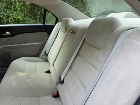 Used 2008 Ford Fusion S FWD image 12