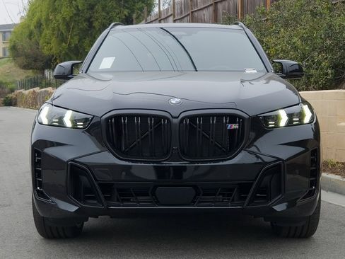 New 2026 BMW X5 M60i image 3