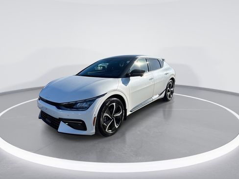 Used 2023 Kia EV6 GT-Line w/ GT-Line Suede Seat Package image 4