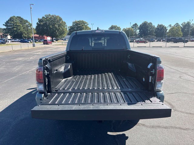 Used 2023 Toyota Tacoma TRD Sport w/ TRD Premium Sport Package AWD/4WD image 19