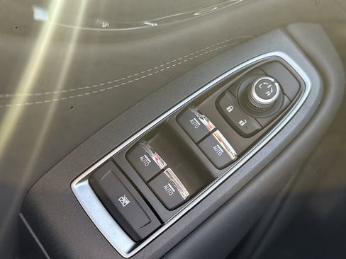 New 2025 Subaru Outback Limited image 24