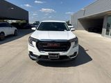 Used 2024 GMC Terrain SLE image 2