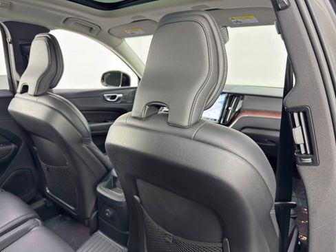 Used 2024 Volvo XC60 T8 Ultimate w/ Protection Package Premier image 38