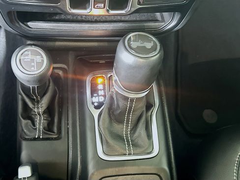 Used 2022 Jeep Wrangler Sahara w/ Cold Weather Group image 24